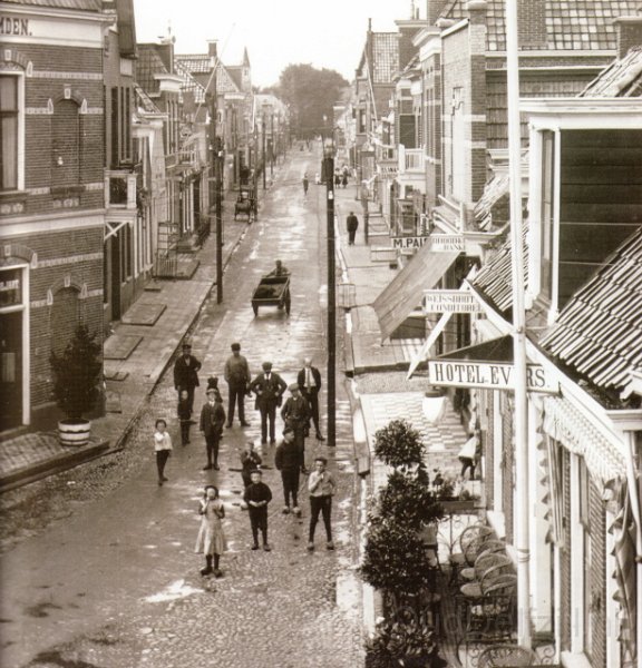 Delfzijl Waterstraat rond 1900.jpg